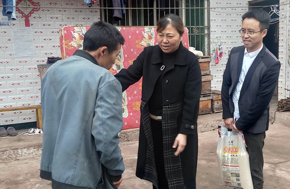 ��ˮ���ǰ����ں�����չ��԰������2