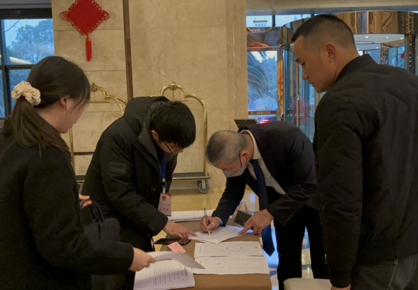 ���˴����2